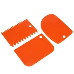 3Pcs Plastic Dough Knife Icing Fondant Scraper Jagged Edge Plain Smooth Cake Paddle Cake Spatulas (Color: Orange)